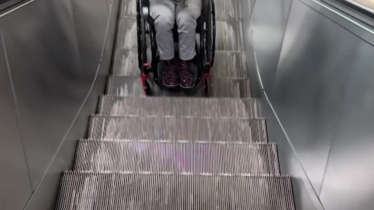 Such a clever hack for wheelchair users 👏👏