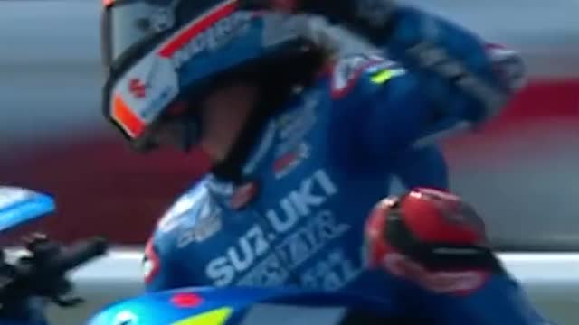 One of the greatest conclusions to a race ever!