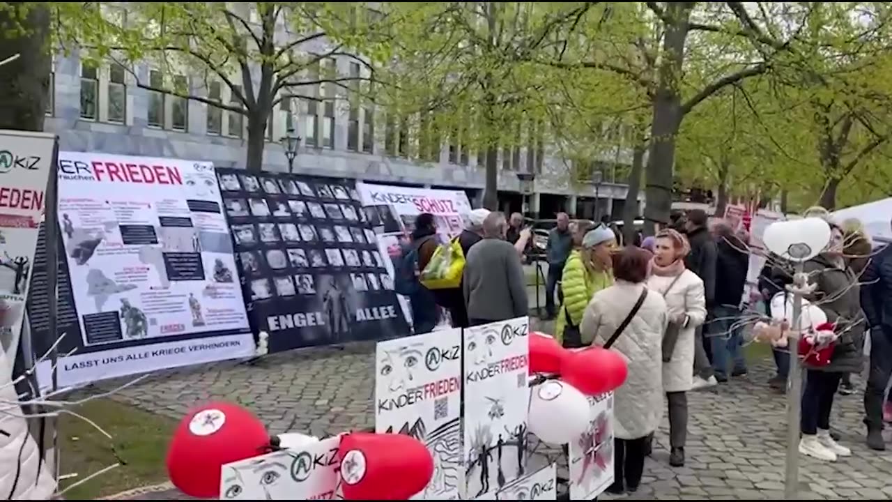 Another anti-war rally was held in Germany