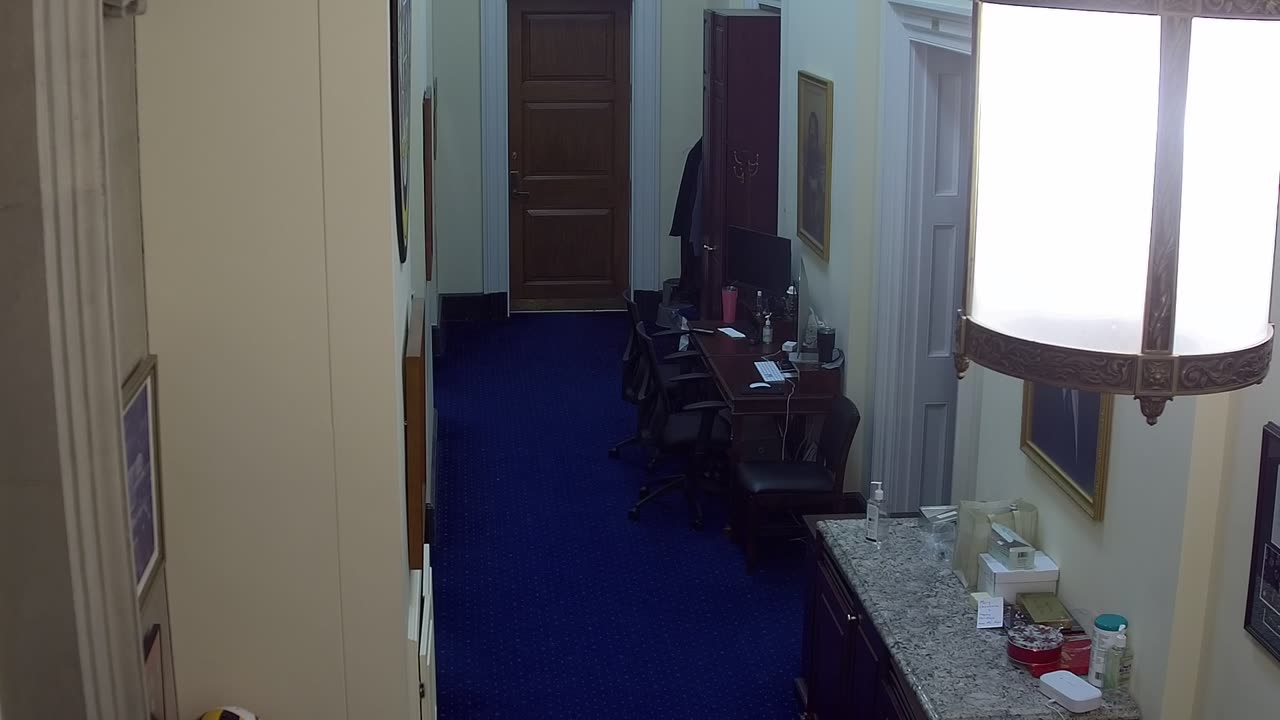 0175USCH01H109_2021-01-05_05h40min01s127ms.mp4