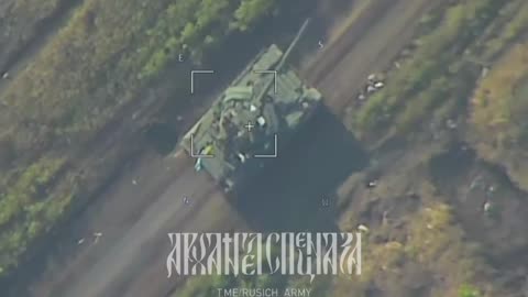 🇷🇺💥 Special forces near Rabotino burned an enemy tank with an ATGM shot