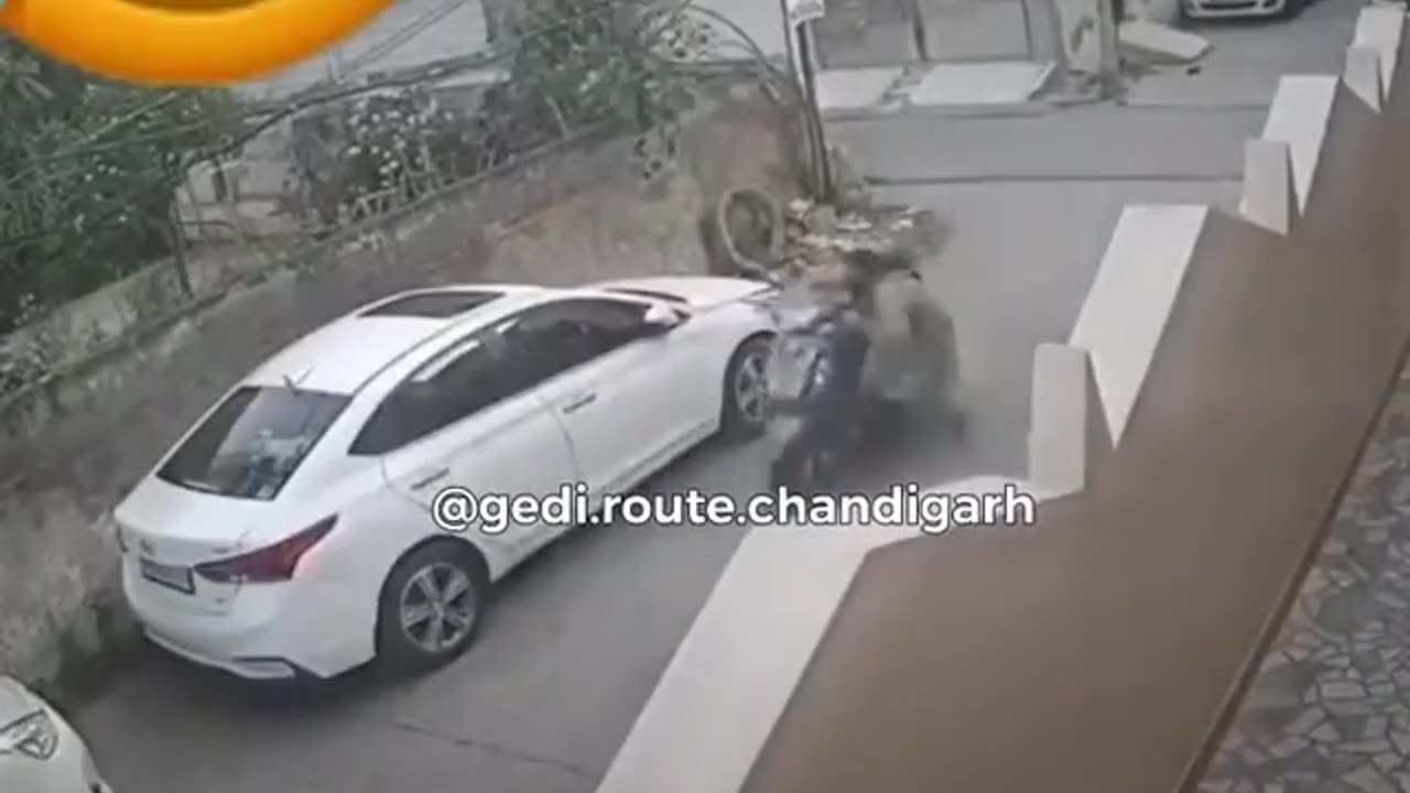 Racing car