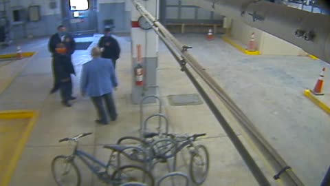 3134RHOBG2GarageEntrance_2021-01-06_10h40min02s787ms.mp4