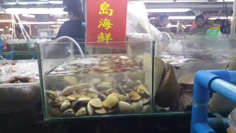 Thai seafood market.