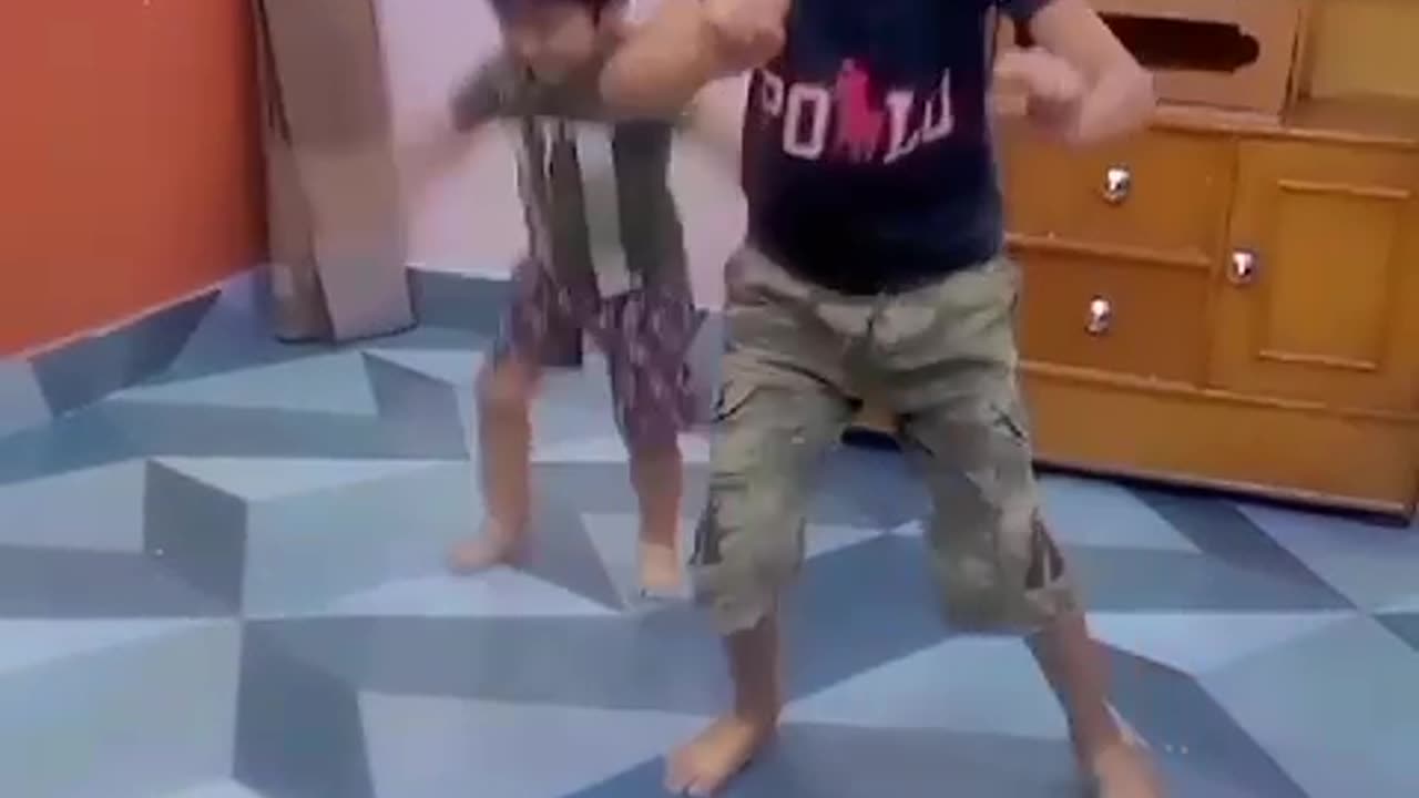Bachha party gadar dance