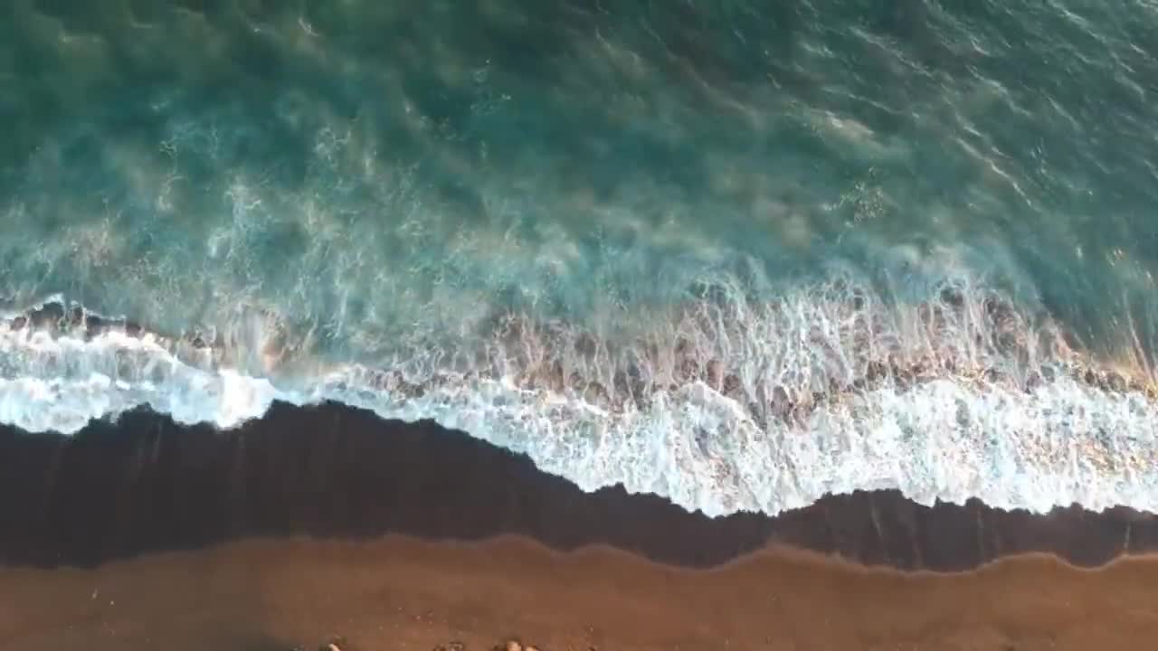 Ocean shore Waves