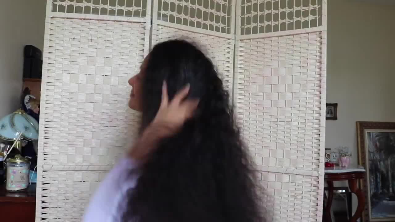 Reacting to satisfying hair styling