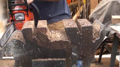 Carving a Rhino From Epoxy Resin & Walnut Burl4