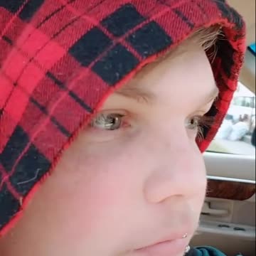 I stole my mom's car 😂