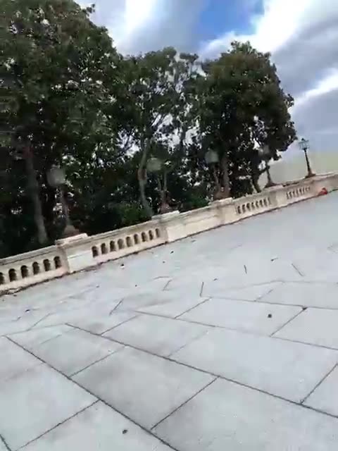 J6 video emerges of undercover police officers posing as ANTIFA RIOTERS badge 2328