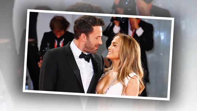 Jennifer Lopez and Ben Affleck Spotted in The City of Love! Look Amazing