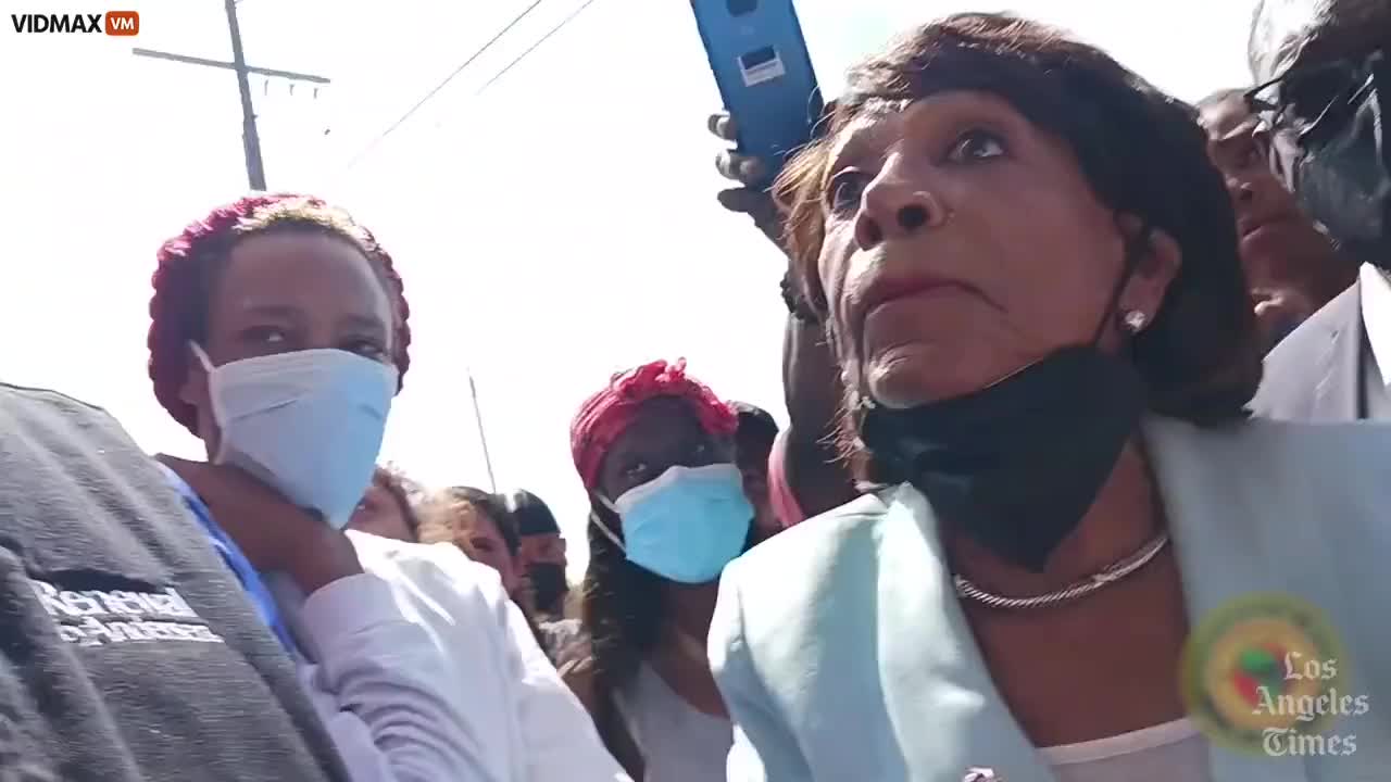 Maxine Waters telling homeless people to go home