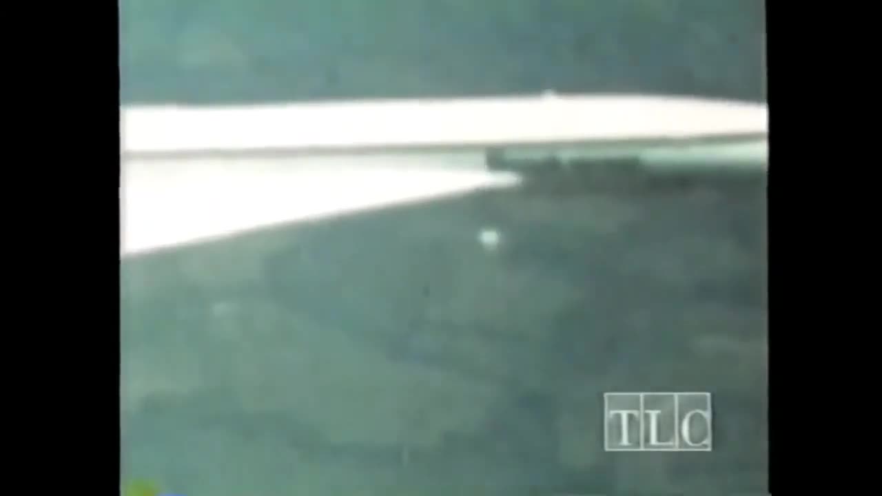 Concorde And Spherical UFO 1976