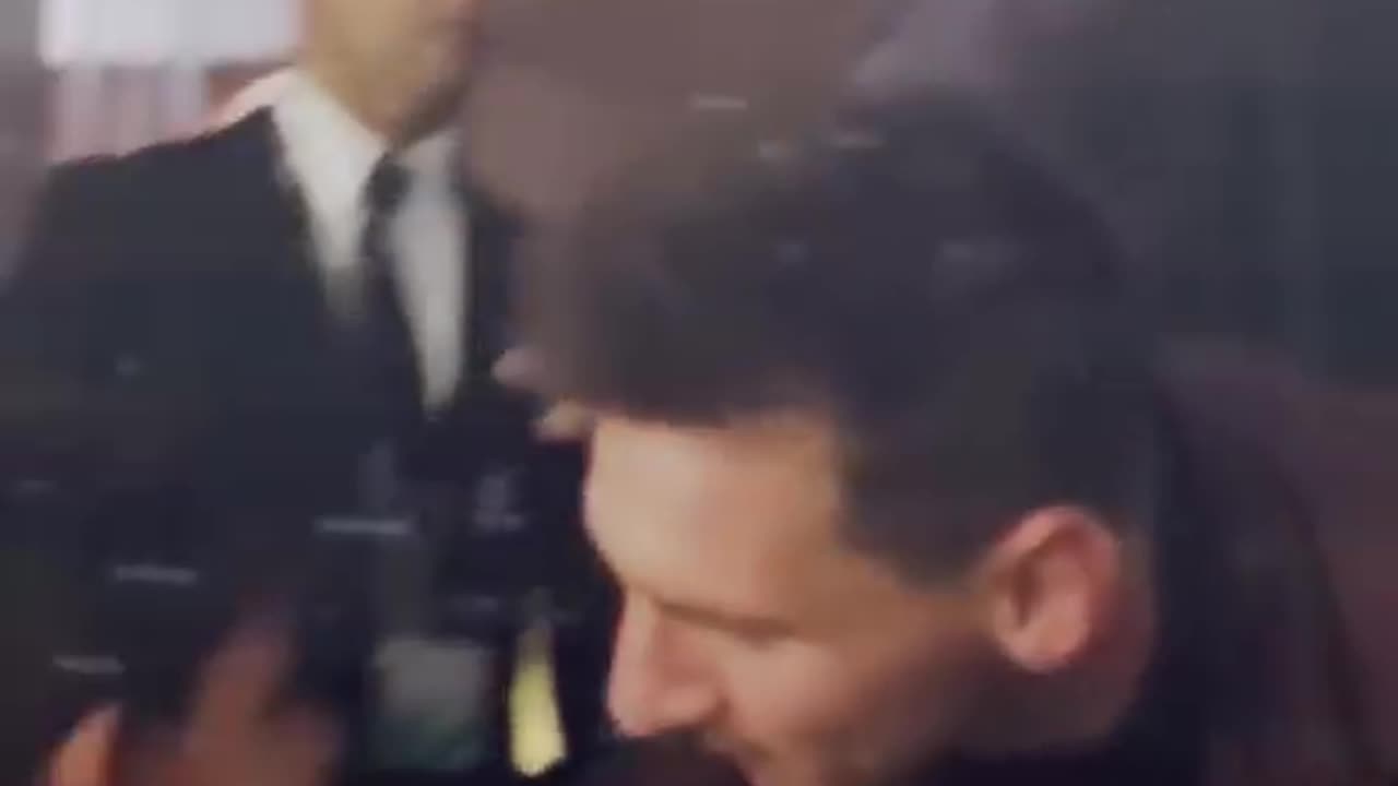 When Cristiano Ronaldo's son met Lionel Messi for the first time