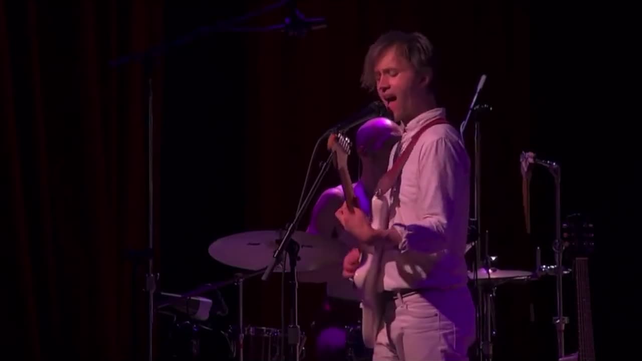 May 29, 2022 - Sondre Lerche Segue from 'Summer in Reverse' to 'Bad Law'