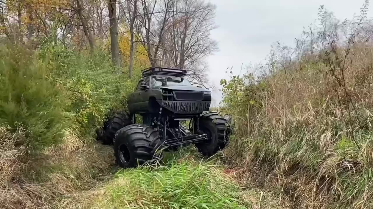Monstermax breaks the giant plank (the most stuck way I've ever been in)