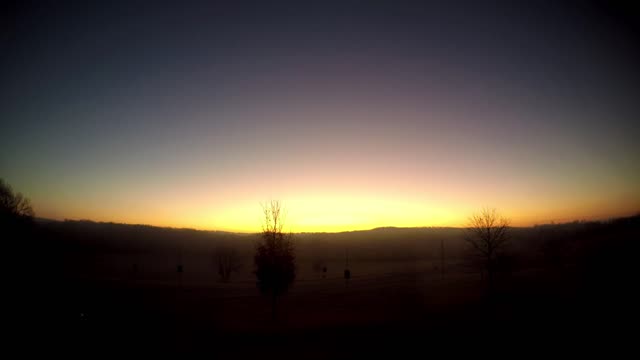 Sun Rise 11 28 22 28f/-2c