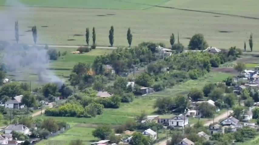 Ukrainian ACS "Gvozdika" destroys Russian IFVs and armored personnel carriers