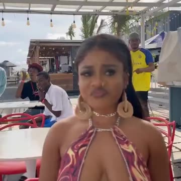 Men supporting each other >>>>>> ♥️😂