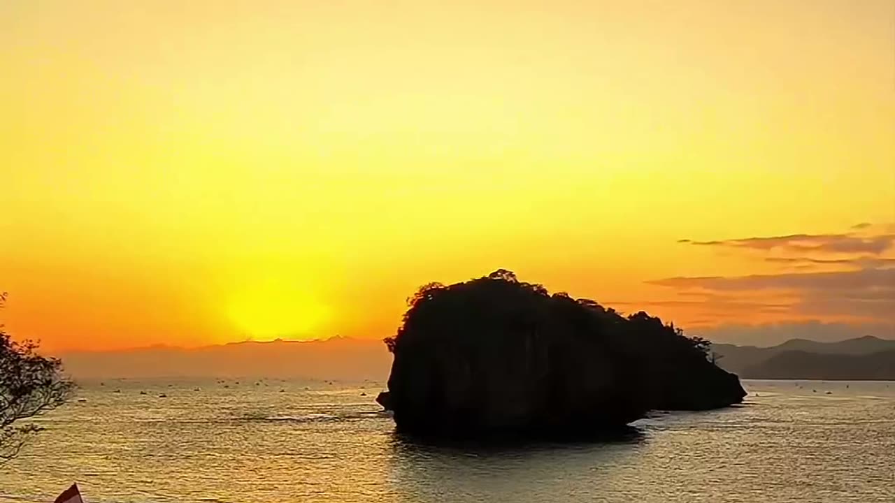 Kuyon Beach, Trenggalek, Indonesia