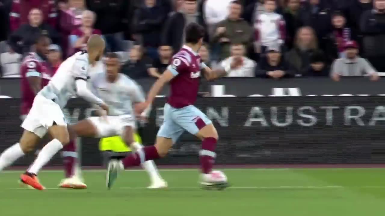 West Ham 1-2 Liverpool | Premier League Highlights