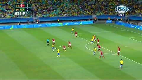 VIDEO: Class ball from Neymar vs Colombia