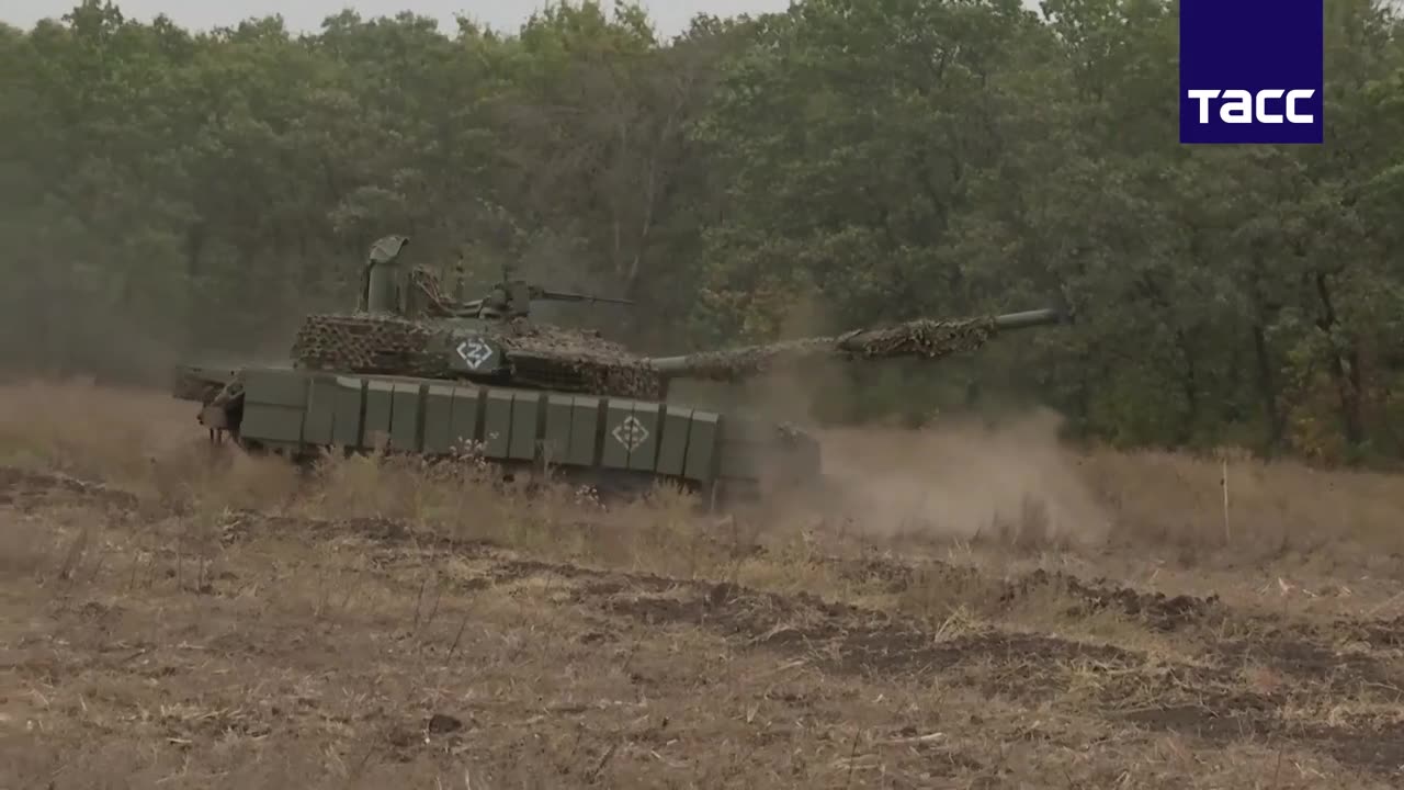 π·πΊπΊπ¦ Ukraine Russia War | Ru POV: Russian T-80BVM Tank in Kupyansk | RCF