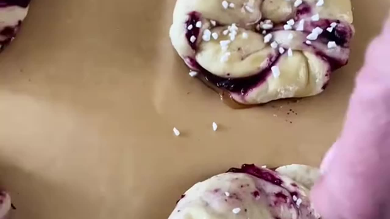 Blueberry_Knots_DIY_Baking_Kit