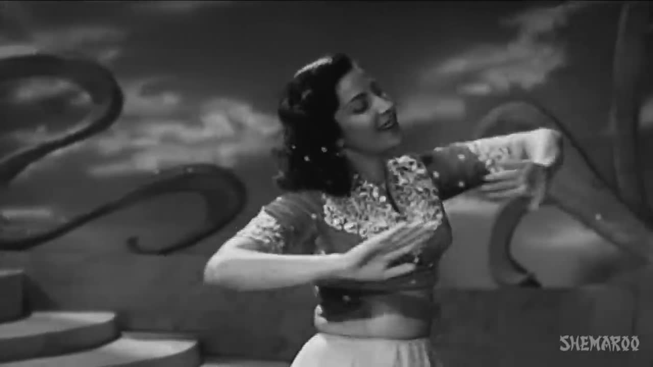 Ghar Aaya Mera Pardesi (HD) - Nargis - Raj Kapoor - Awaara songs - Lata - Manna Dey