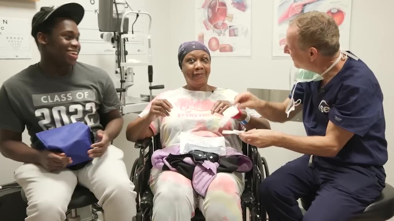 1,000 Blind People See For The First Time