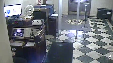 3207LHOBGRNJ-CStDoor_2021-01-06_10h20min02s237ms.mp4