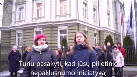 Gli studenti lituani in un video per sostenere gli studenti italiani