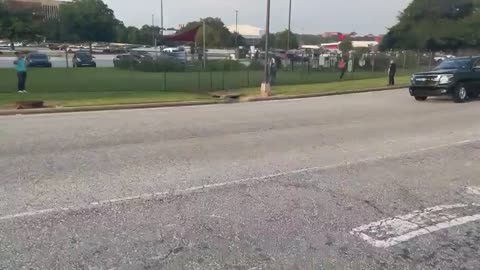 BREAKING: Trump has arrived at the Fulton County jail in Atlanta, Georgia