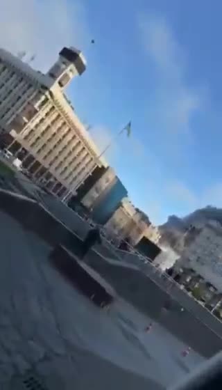 "Keep going" says the American in Kiev. I don't think he meant the missiles.