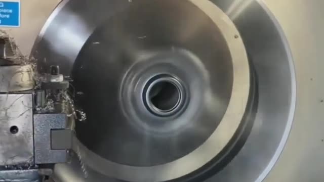 Proses Mempercantik velg mobil