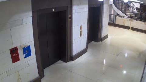 7050CVCLLElevator24-25Lobby_2021-01-06_20h55min40s150ms.mp4