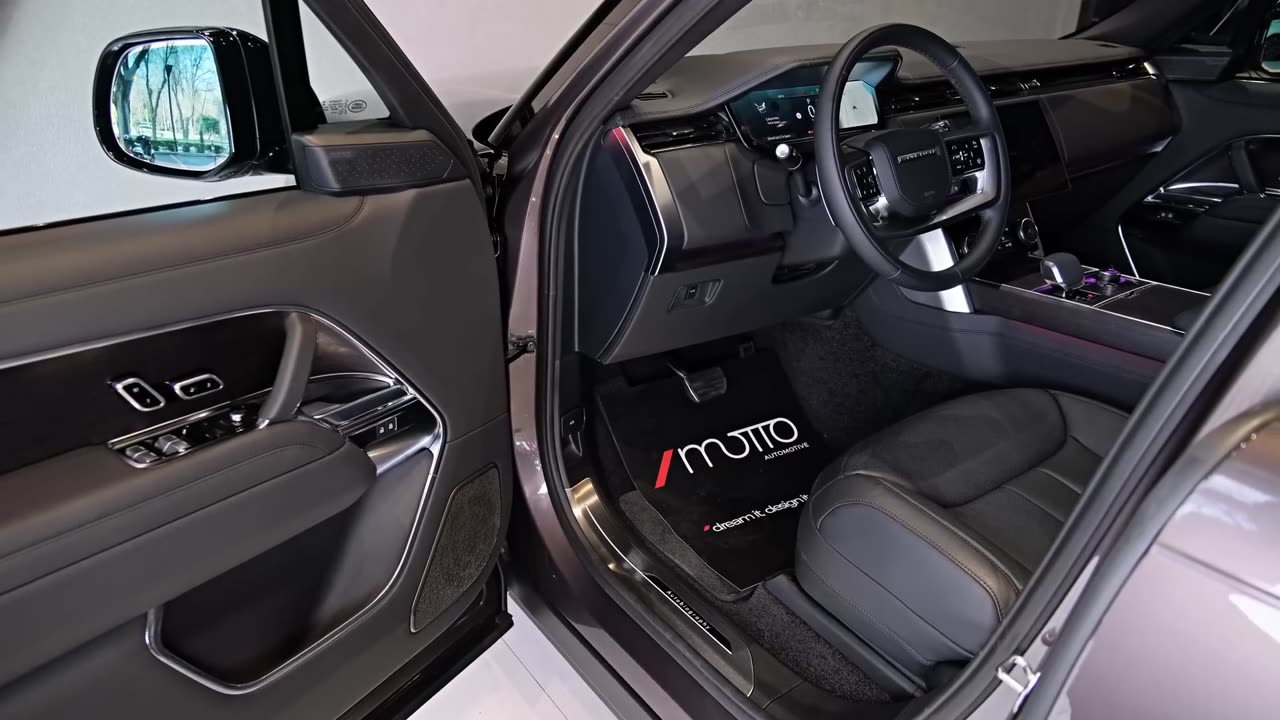 Range Rover Autobiography (2023) - Terrific Large SUV!