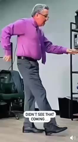 EBS Got Me Like .. 🍿🐸