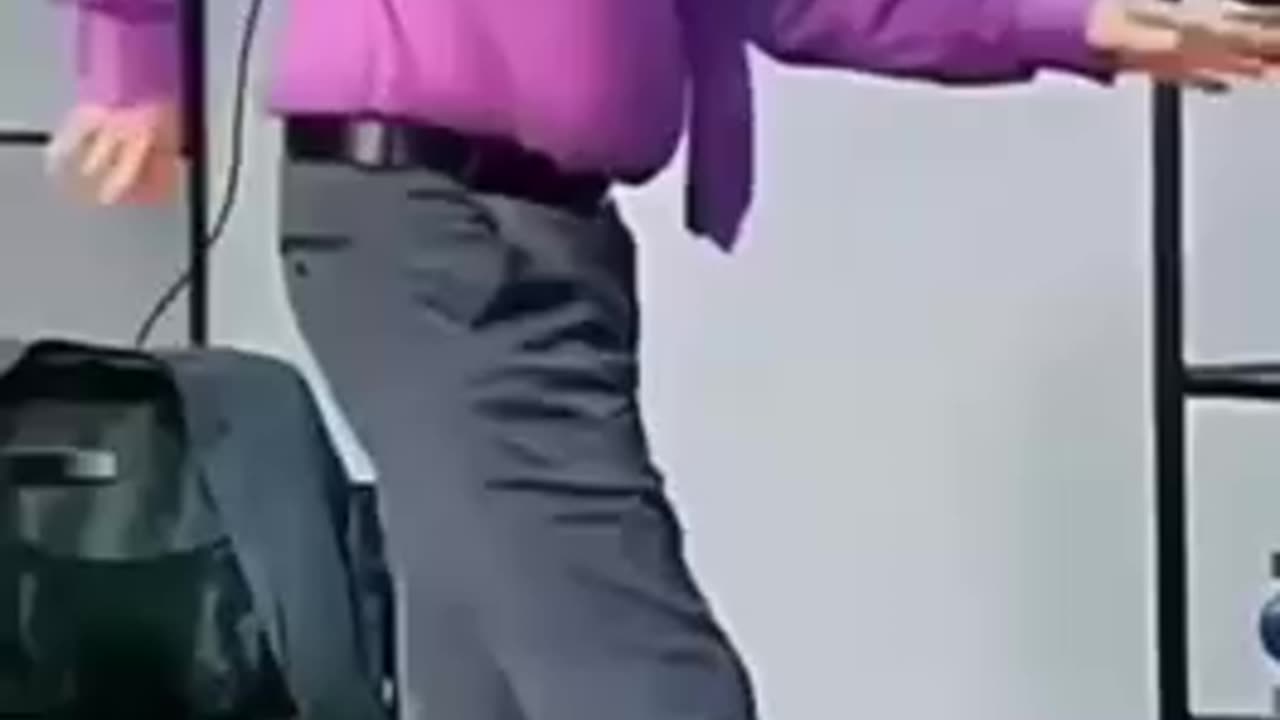 EBS Got Me Like .. 🍿🐸