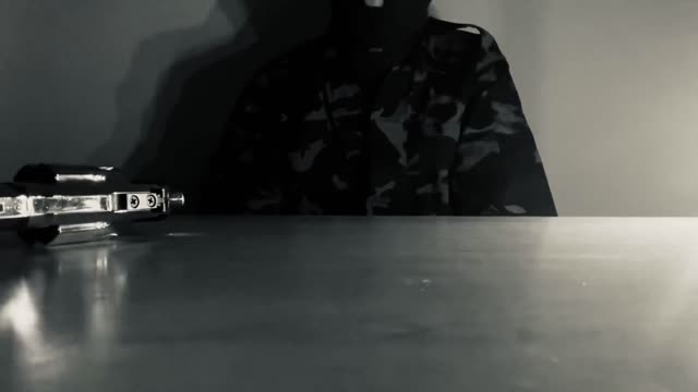 【被删视频】"V字旅" 回应几个问题：关于暗杀、行动方针和组织原则