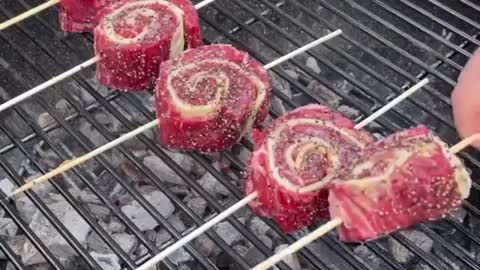 Cheesy Steak Pinwheels