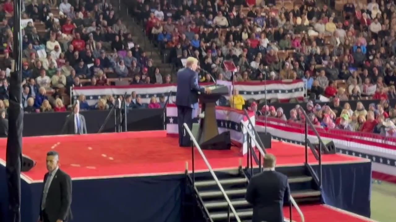 BREAKING: Protester/agitator tries to disrupt Trump rally in New Hampshire.