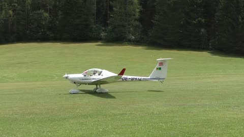 HK 36 Super Dimona takeoff at Airfield Ferlach