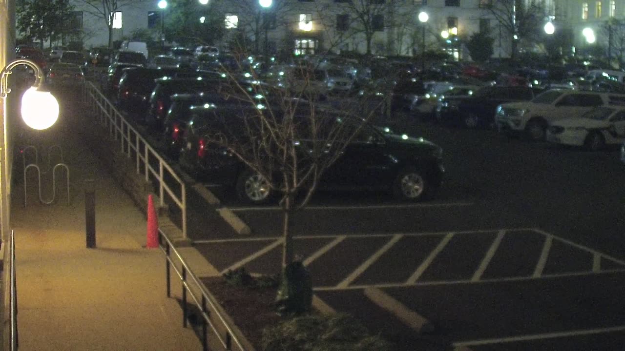 1671HQOB01NorthwestWalkway_2021-01-06_01h38min26s160ms.mp4