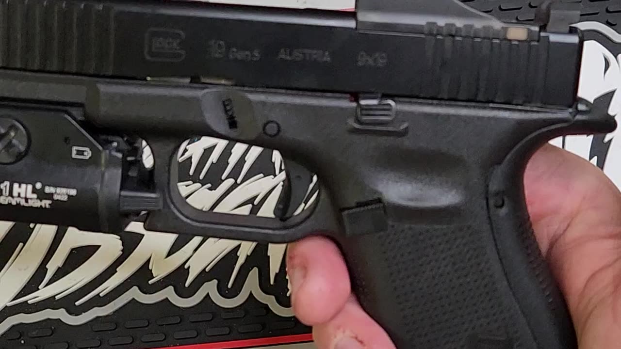 Glock 19 Gen 5 Holosun SCS