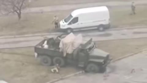 Ukrainian Troops Ambush Russian Truck.