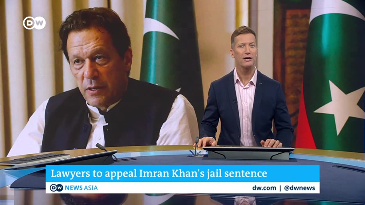 Khan behind bars: "If there were elections today, he would win by two thirds” | DW News