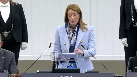 EU Parliament removes Eva Kaili as VP after corruption charges