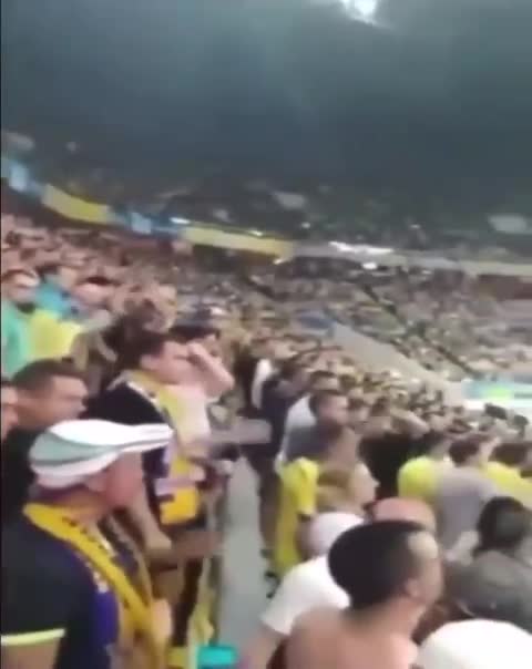 Ukraine: Ein Stadion voll Faschisten
