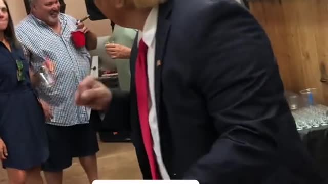 Book top Trump bob dibuono for your party